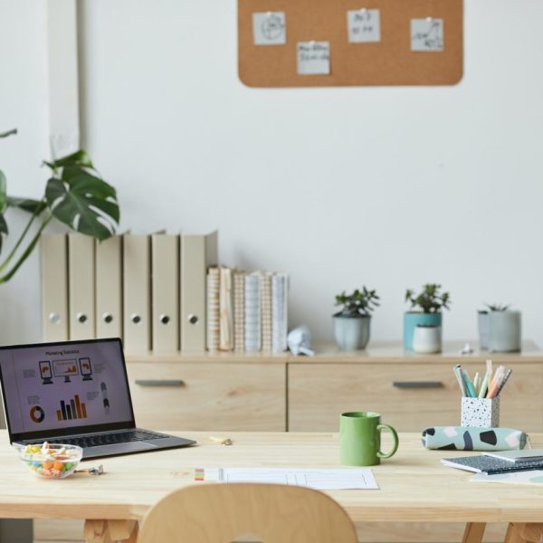 cozy-workplace-at-home-office